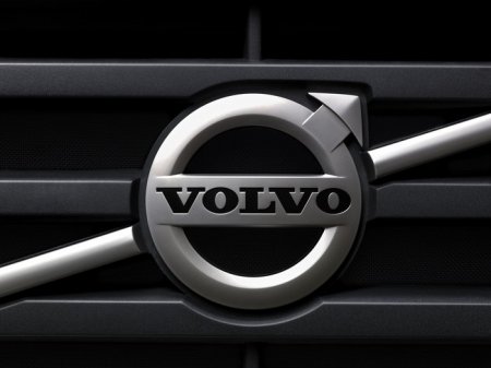 Специалисты Volvo разработали новый трехцилиндровый двигатель Специалисты Volvo разработали новый трехцилиндровый двигатель