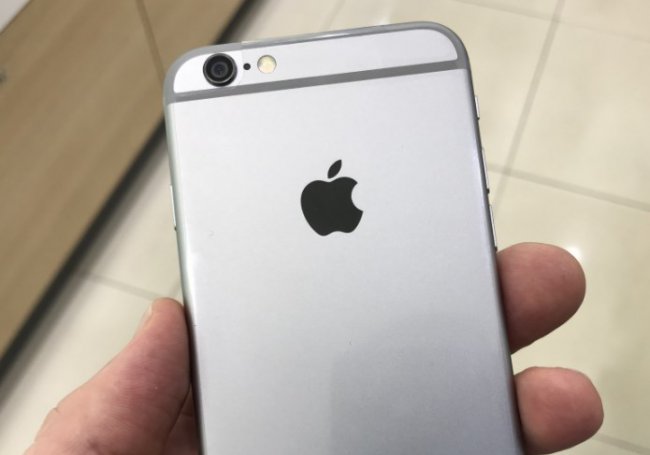 IPhone 6:     2018 