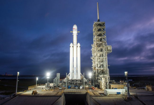 SpaceX  600  2